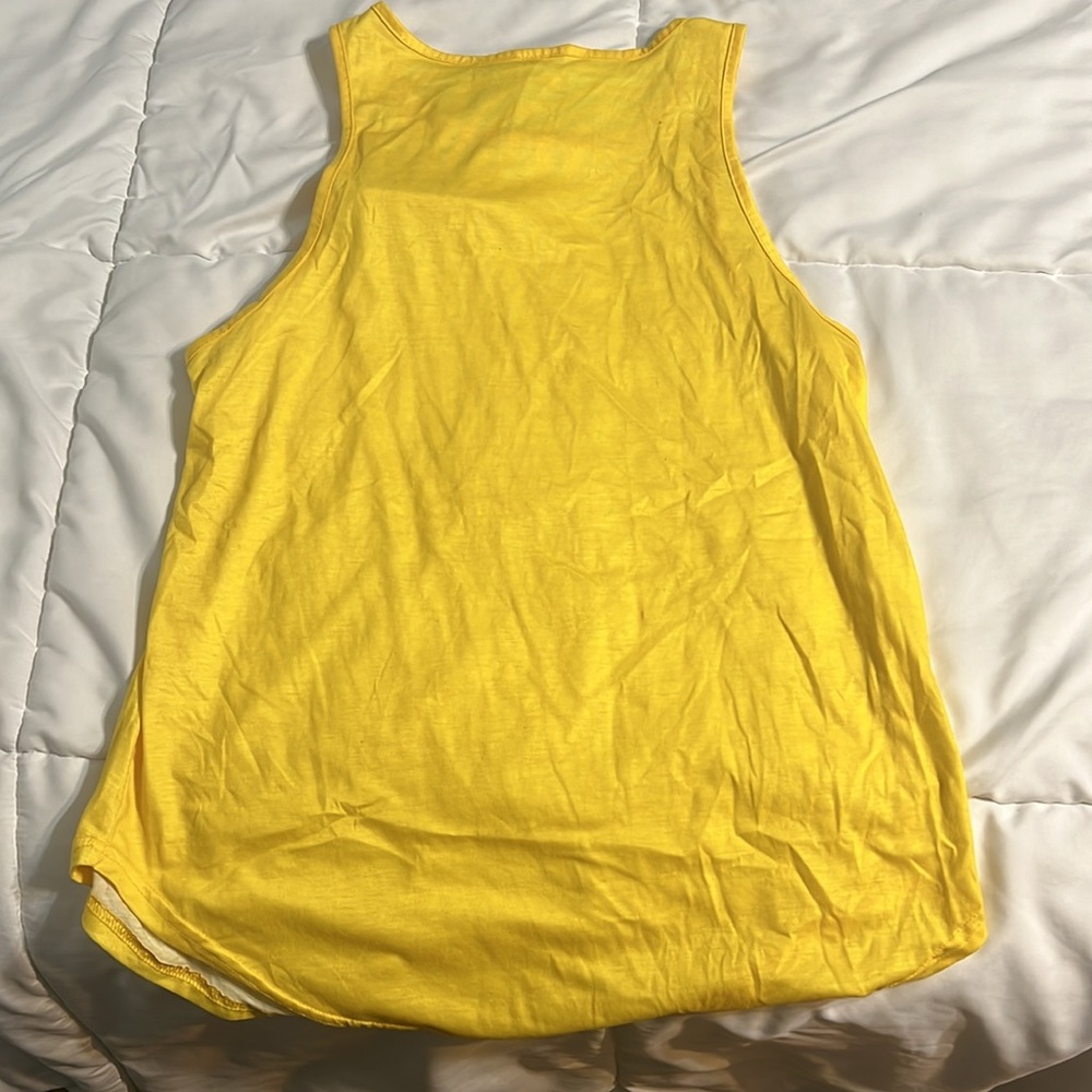 Large Muscle Tank - Picture 2 of 3
